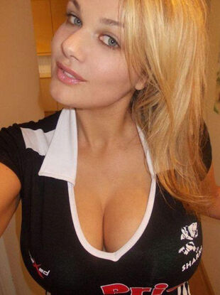 Chicks and Their Sports Teams