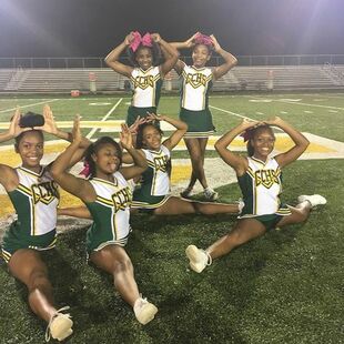 black teen cheerleader pics