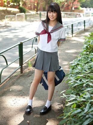 amateur asian schoolgirl
