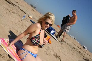 Lush ash-blonde sunbather Siri